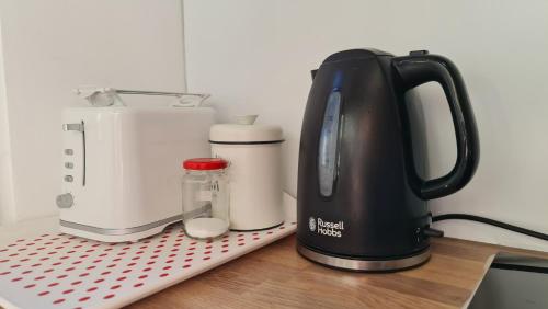 Gästehaus Zimmer #6 Jülichにあるコーヒーまたはお茶