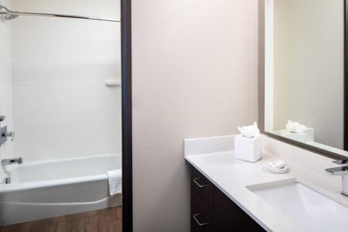 Bagno di TownePlace Suites Midland South/I-20