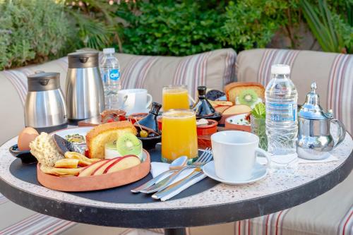 Comida en la casa de huéspedes o alrededores