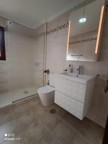 Apartment with Large Private Terrace & Pool - Torrevieja PMT09