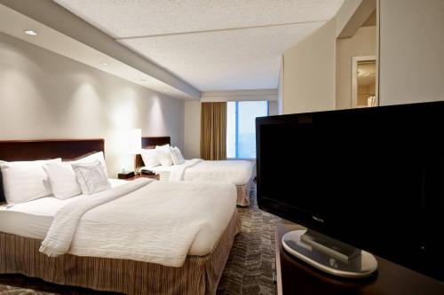 Кровать или кровати в номере SpringHill Suites Louisville Airport