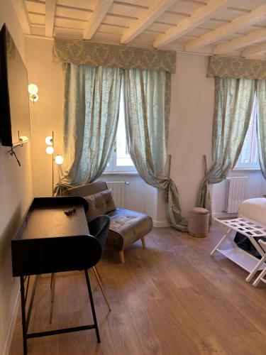 Paolina Place
