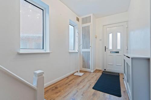 Luxury 3 Bedroom Contractor Stay House in Birmingham B23 near M6 & Fort Dunlop with Free Parking and WiFi photo 31