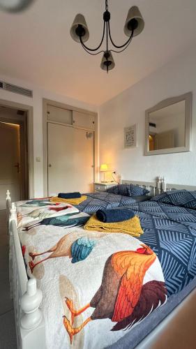 Apartamento bajo el gallo