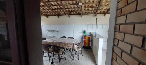 Η κουζίνα ή μικρή κουζίνα στο Casa do Rio - RANCHO DA BARRA