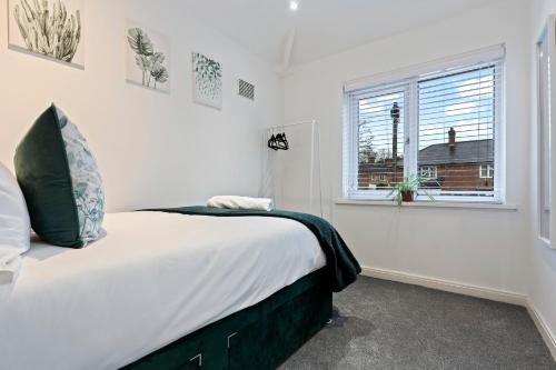 Luxury 3 Bedroom Contractor Stay House in Birmingham B23 near M6 & Fort Dunlop with Free Parking and WiFi photo 53