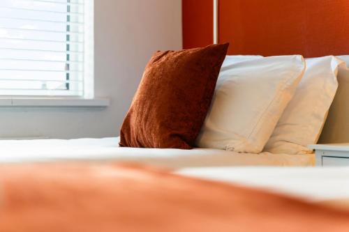 Luxury 3 Bedroom Contractor Stay House in Birmingham B23 near M6 & Fort Dunlop with Free Parking and WiFi photo 17