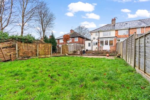 Luxury 3 Bedroom Contractor Stay House in Birmingham B23 near M6 & Fort Dunlop with Free Parking and WiFi photo 50