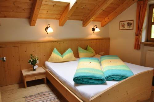 Postel nebo postele na pokoji v ubytování Maurerhof