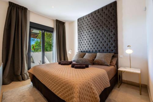 Luxury Escape - Los Flamingos Golf Retreat
