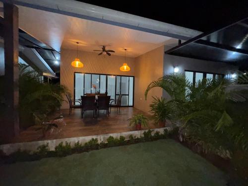 Taman di luar Verde Armonía Lodge