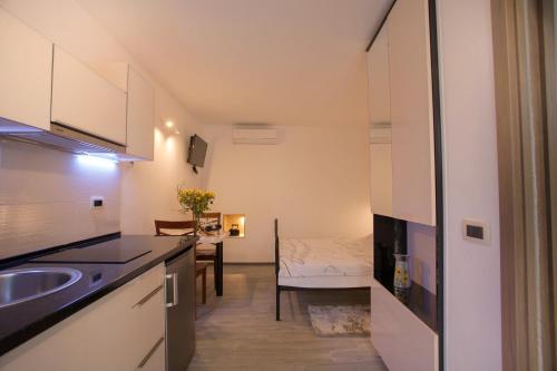 Apartments & Room Kartolina