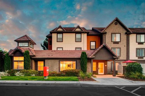 a large house with at TownePlace Suites Fresno in Fresno