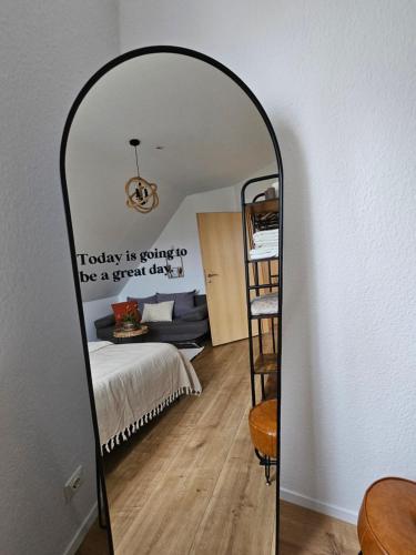 Ένα ή περισσότερα κρεβάτια σε δωμάτιο στο Cozy house and free parking