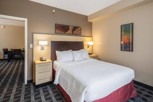 TownePlace Suites Jacksonville Butler Boulevard Image