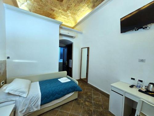Check in Rome