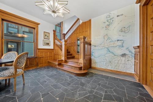 Gallery image of Presidential Suite Sandusky Waterfront Area in Sandusky