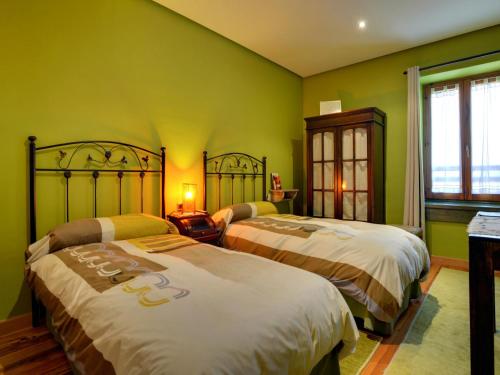 Gallery image of Hostal Rural Txapi Txuri Logis Hotels in Murillo el Fruto