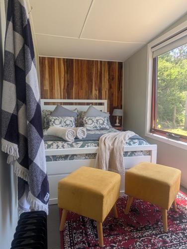 Cama o camas de una habitación en Salty Devil's Rest - Coastal Wilderness Shack