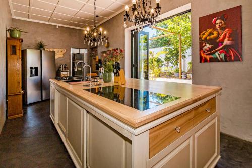 Fotografie z fotogalerie ubytování La Bonne Auberge v destinaci Somerset West