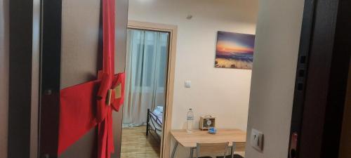 Livia's Room To Ampelokipi metro Airport line