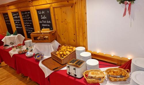 Đồ ăn tại/gần khách sạn