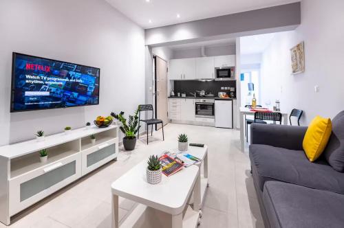 Athens Central-Opulent and Luxurious Suites-Balcony & Views Acropolis Hills