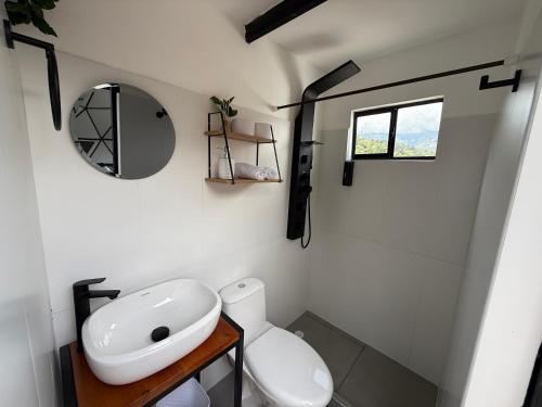Koupelna v ubytování The Wolf Glamping
