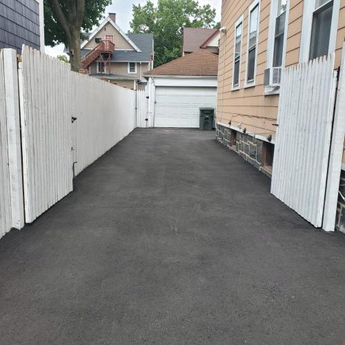 Gallery image of Newly Renovated 5BR 2BA Haven with Amenities in Bridgeport