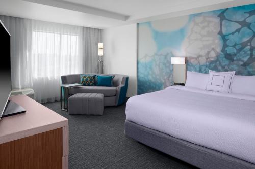 Ένα ή περισσότερα κρεβάτια σε δωμάτιο στο Courtyard by Marriott Dallas Flower Mound