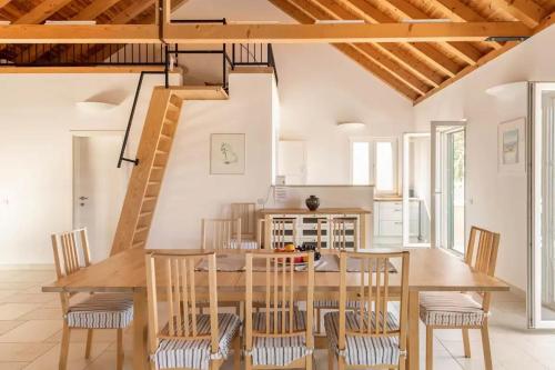 Fotografie z fotogalerie ubytování Villa Asteroi'dea - Tiha Mala v destinaci Sutivan