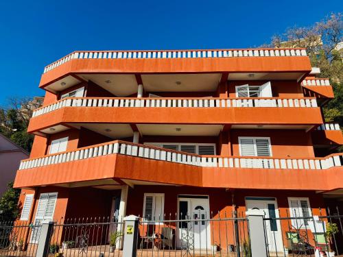 Balcon ou terrasse dans l'établissement Budva Felix Suites