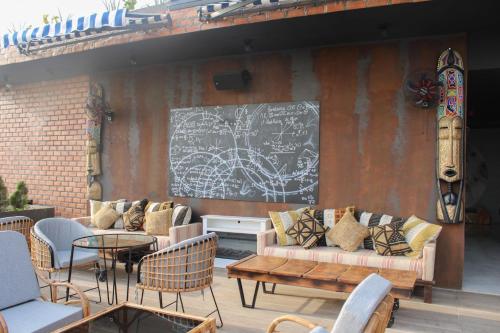 Ruang duduk di BelRose Place-East Legon