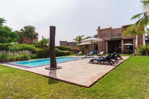 Swimmingpoolen hos eller tæt på Marrakech Pearl