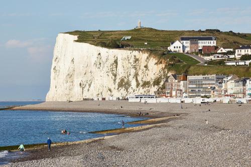 Fotografie z fotogalerie ubytování Villa Sans Souci - Beach 20m away v destinaci Mers-les-Bains
