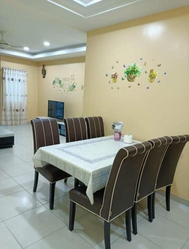 Χώρος καθιστικού στο Sekinchan Paddy via Seaview Home 高楼 看海 稻田 民宿