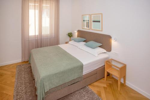 New Orange Boutique Apartment L