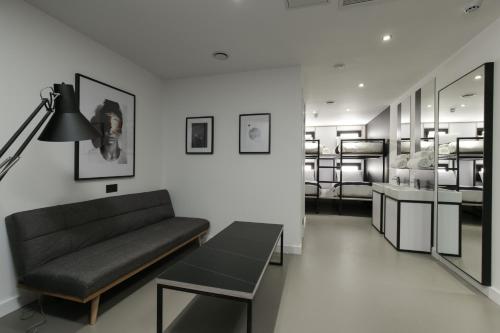 Group Room for 6