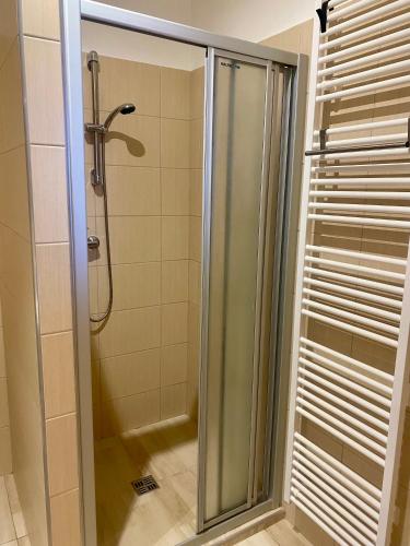 Koupelna v ubytování Apartmány u koupaliště