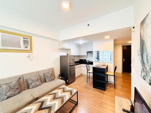 Abreeza Place Cozy Condo