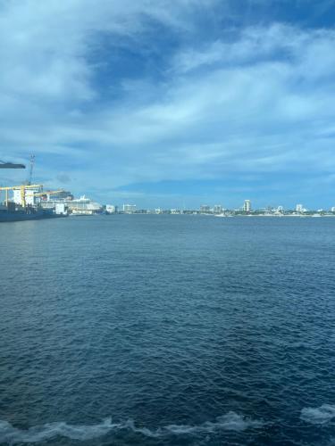 Gallery image of Habitación luminosa y acogedora. in Hollywood