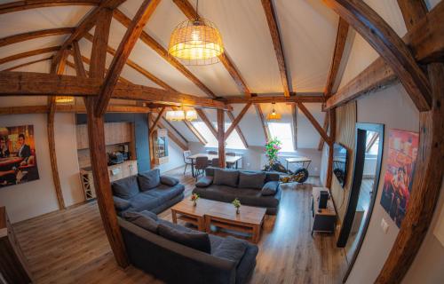 Apatmán Fellini House