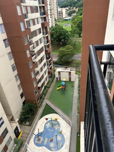 Ο χώρος παιχνιδιού για παιδιά στο Villeta de Ensueño