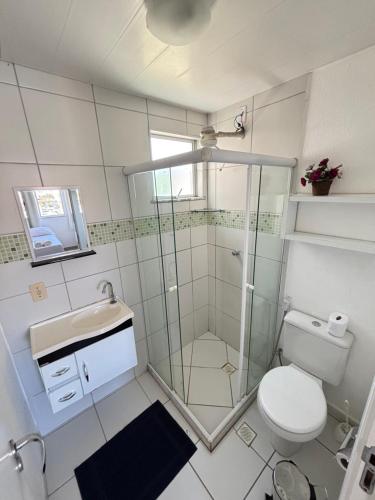 Koupelna v ubytování Apartamento Agradável Mobiliado - Praia do Sul