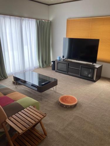 TV a/nebo společenská místnost v ubytování Private Lodging KASE 五所川原