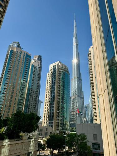 Burj KhalifaView Luxury 1-Bedroom Apartment