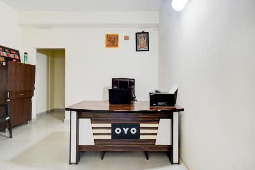 TV a/nebo společenská místnost v ubytování Hotel O RV Homes