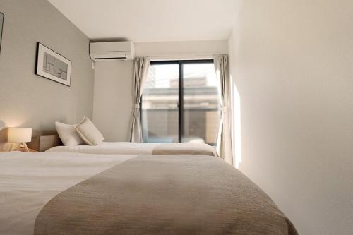 Direct to Namba, Umeda ,Airport! New house!3mins to subway!