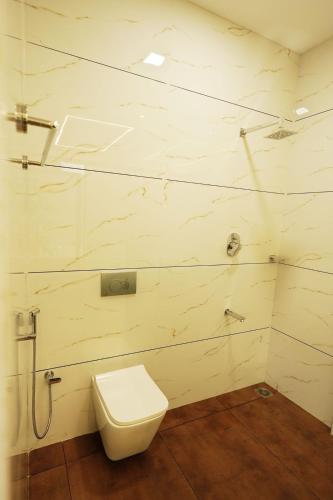 Koupelna v ubytování Krishnakripa Premium Residency