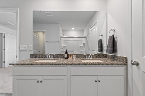 Φωτογραφία από το άλμπουμ του Charming Farmhouse Retreat σε Scotts Hill